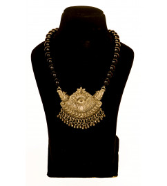 Silver Stone Pendant ( Note:- Packing & Shipping Charges will be Extra as per actual.)