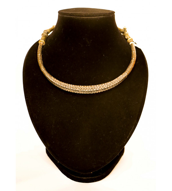 Silver Nacklace ( Note:- Packing & Shipping Charges will be Extra as per actual.)