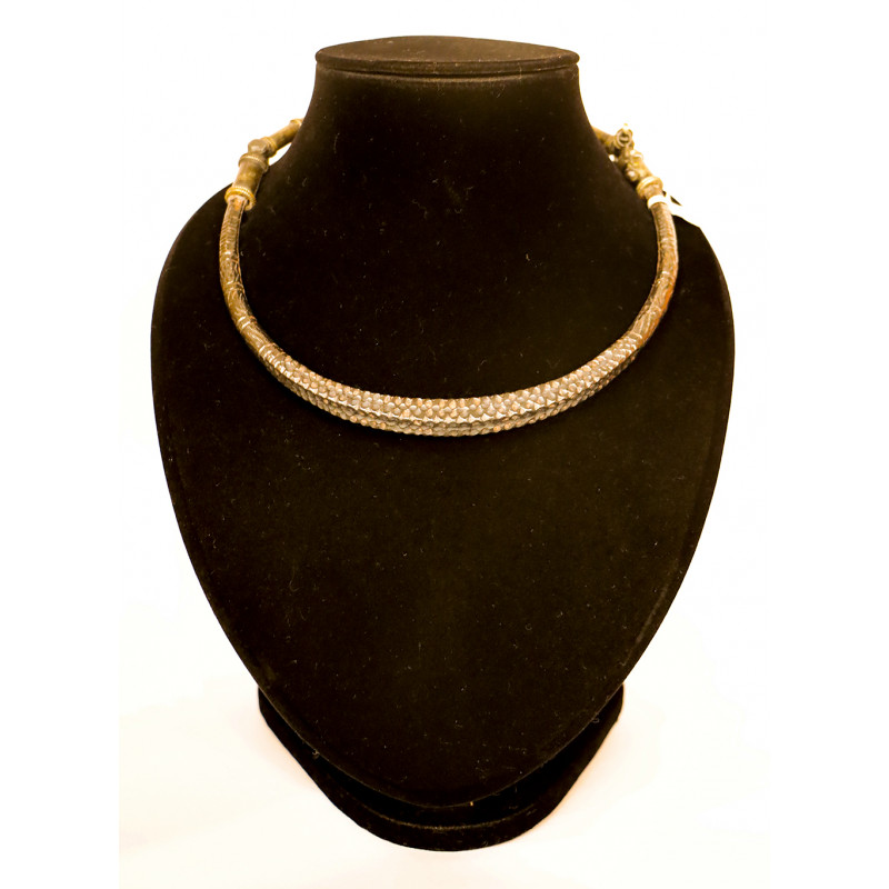 Silver Nacklace ( Note:- Packing & Shipping Charges will be Extra as per actual.)