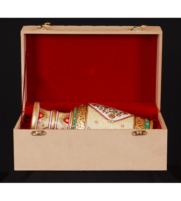 Marble Vase with Gold Leaf Work – Assorted Design (10 Inch) Marble Vase with Gold Leaf Work – Assorted Design (10 Inch)