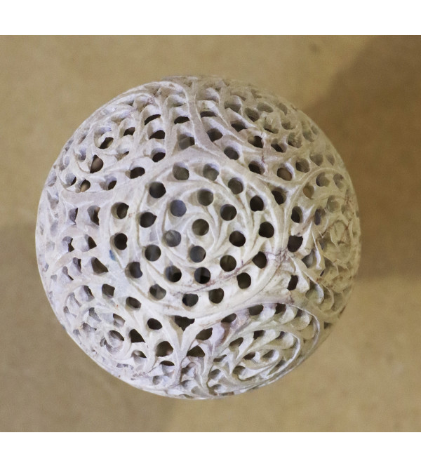 Soft Stone Under Cut Moving Ball Inside Animal Figth 3 Inch