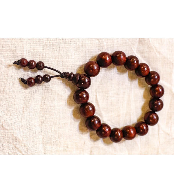 Red Sandalwood Bracelet (17–18 Beads | 12 MM)