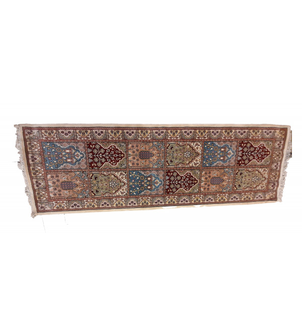 Jaipur  Woolen Hand Knotted carpet Size 2.1 ft x2.8 ft