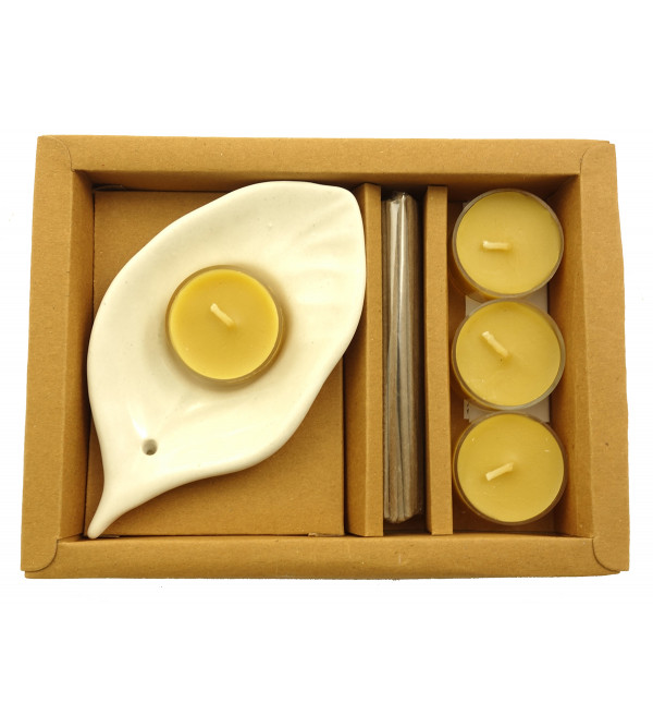 Handicraft Gift Set Tealight  Bamboo Less Stick Set of 4 Pcs Assorteed Fragrance 