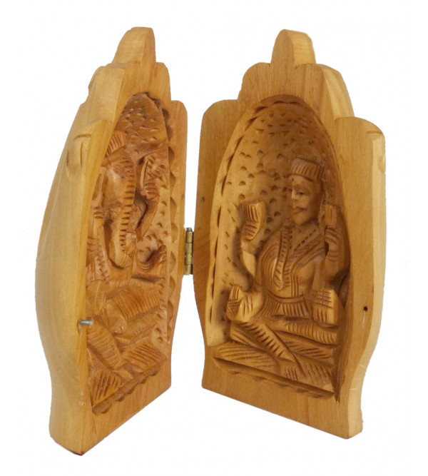 Kadamba Wood Handcrafted Carved Lord Ganesha and Goddess Laxmi