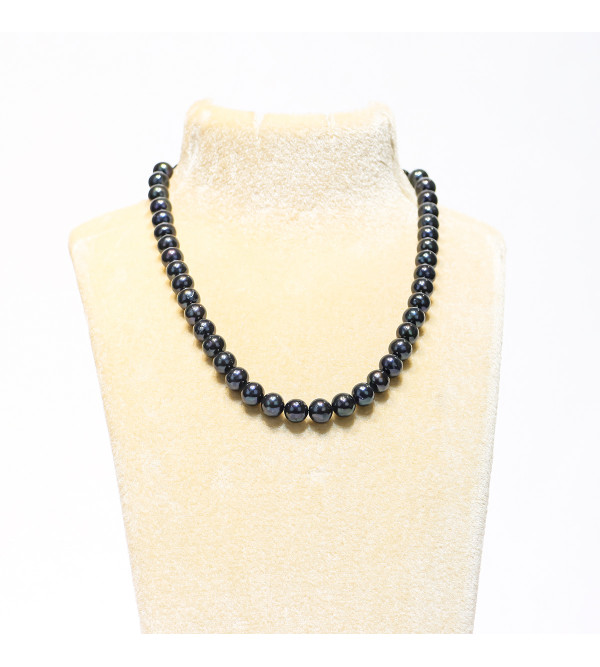 Dyed Black Pearls Necklace