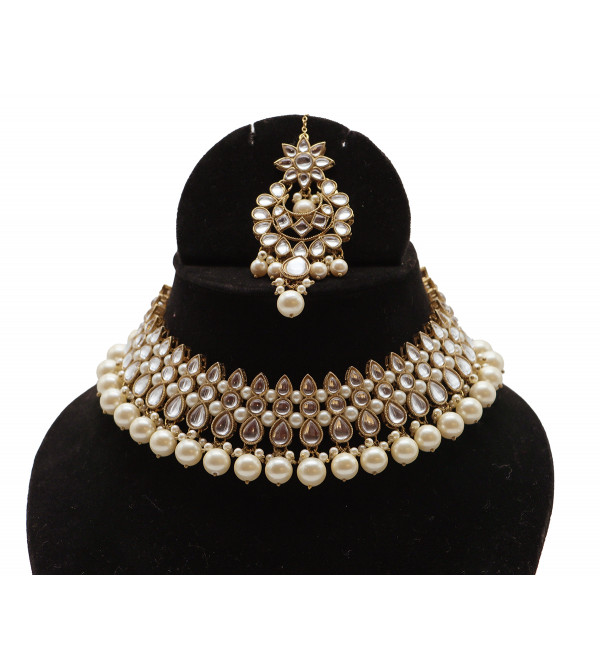 Kundan Necklace Set with Tikka and  Pearl 