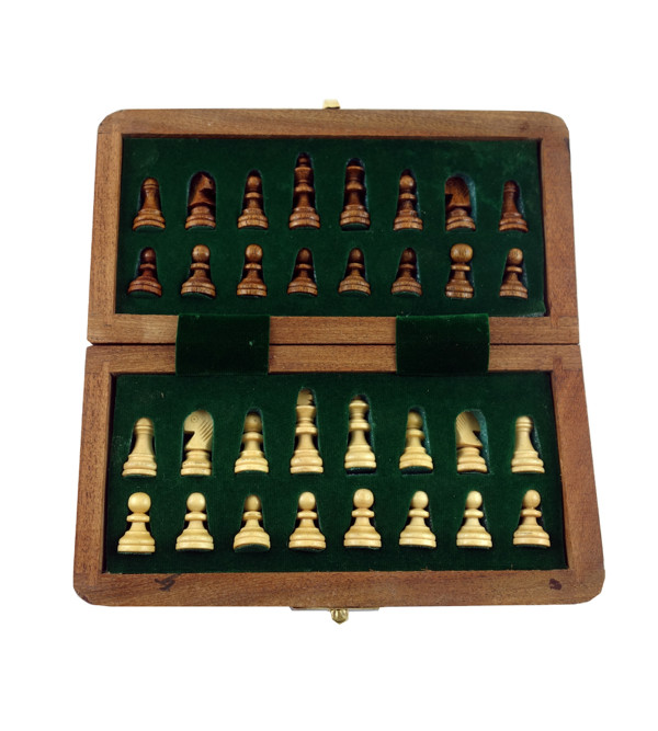 HANDICRAFT WOODEN TOYS MAGNET CHESS 7x7 INCH 