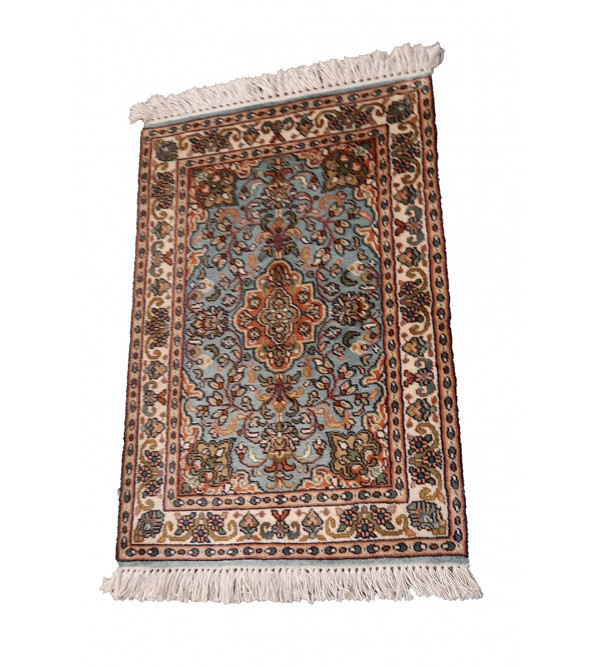 Kashmir carpet size1.5x2ft, knot=18x18 assorted design