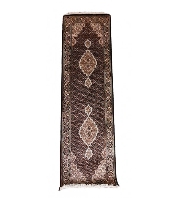 Bhadohi Hand-Knotted Woolen carpet Size 8.2ftx2.9ft