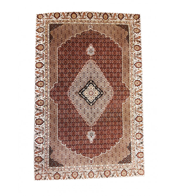 Bhadohi  Woolen Hand Knotted carpet Size 9.11 ft x6.7 ft