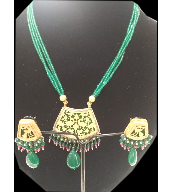 THEWA NECKLACE SET